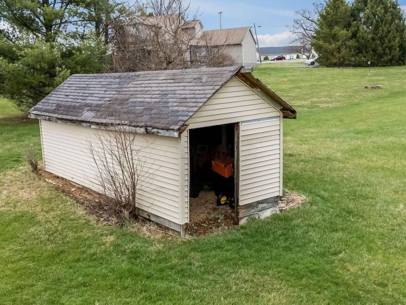 974 Berlin Station Road, Delaware, OH 43015 Photo 9