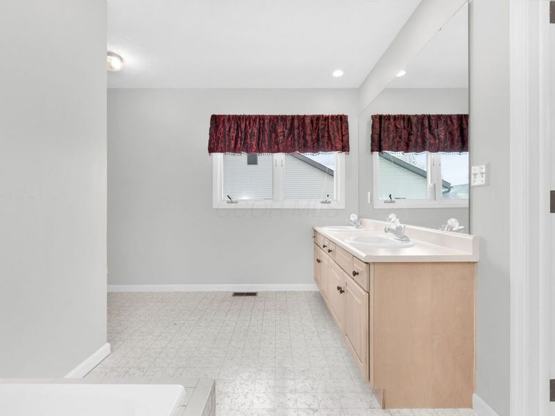 111 East Glen Drive, Bellefontaine, OH 43311 Photo 29