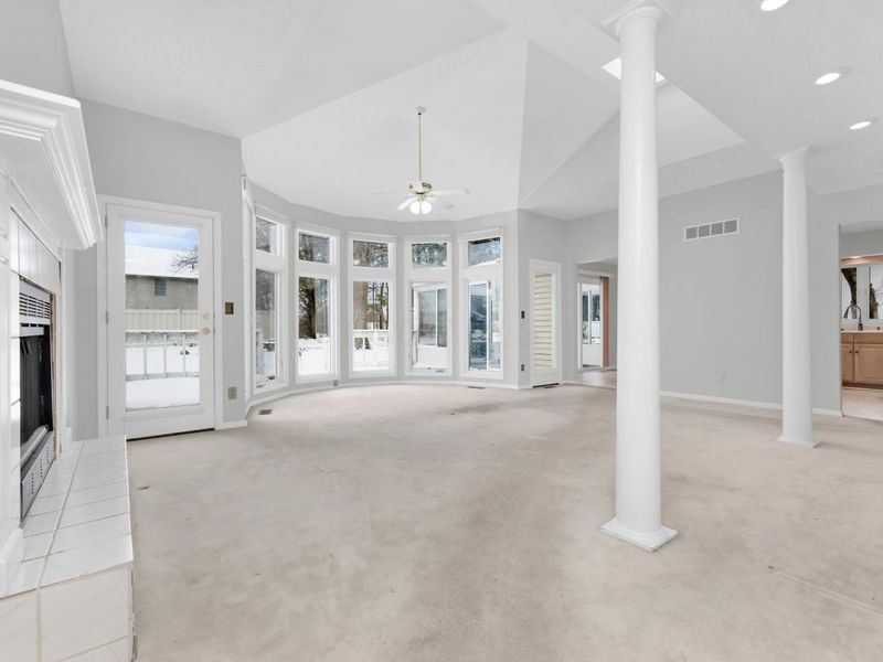 111 East Glen Drive, Bellefontaine, OH 43311 Photo 3