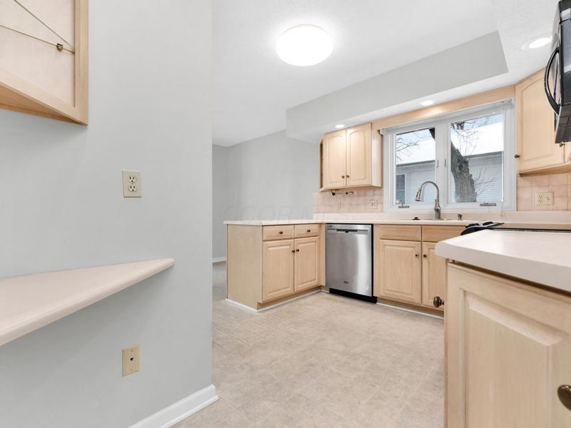 111 East Glen Drive, Bellefontaine, OH 43311 Photo 9