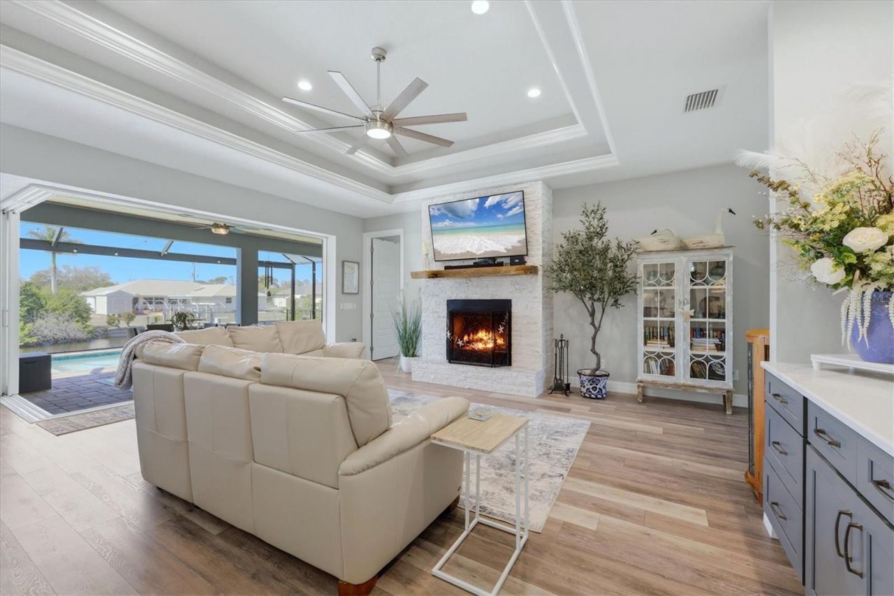 1022 Beekman Circle , Port Charlotte, FL 33953 Photo