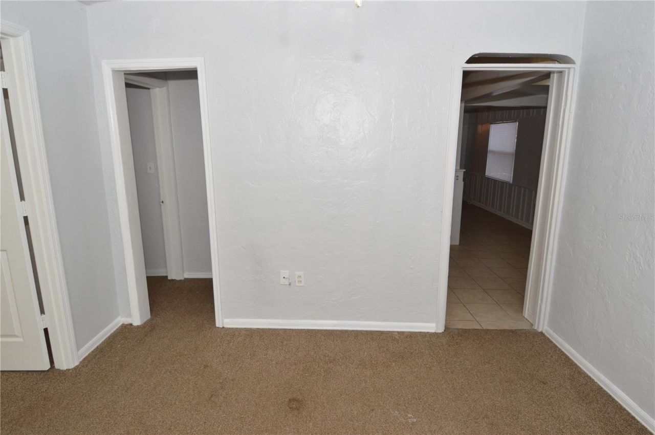 6855 Dartmouth Avenue N, Saint Petersburg, FL 33710 Photo