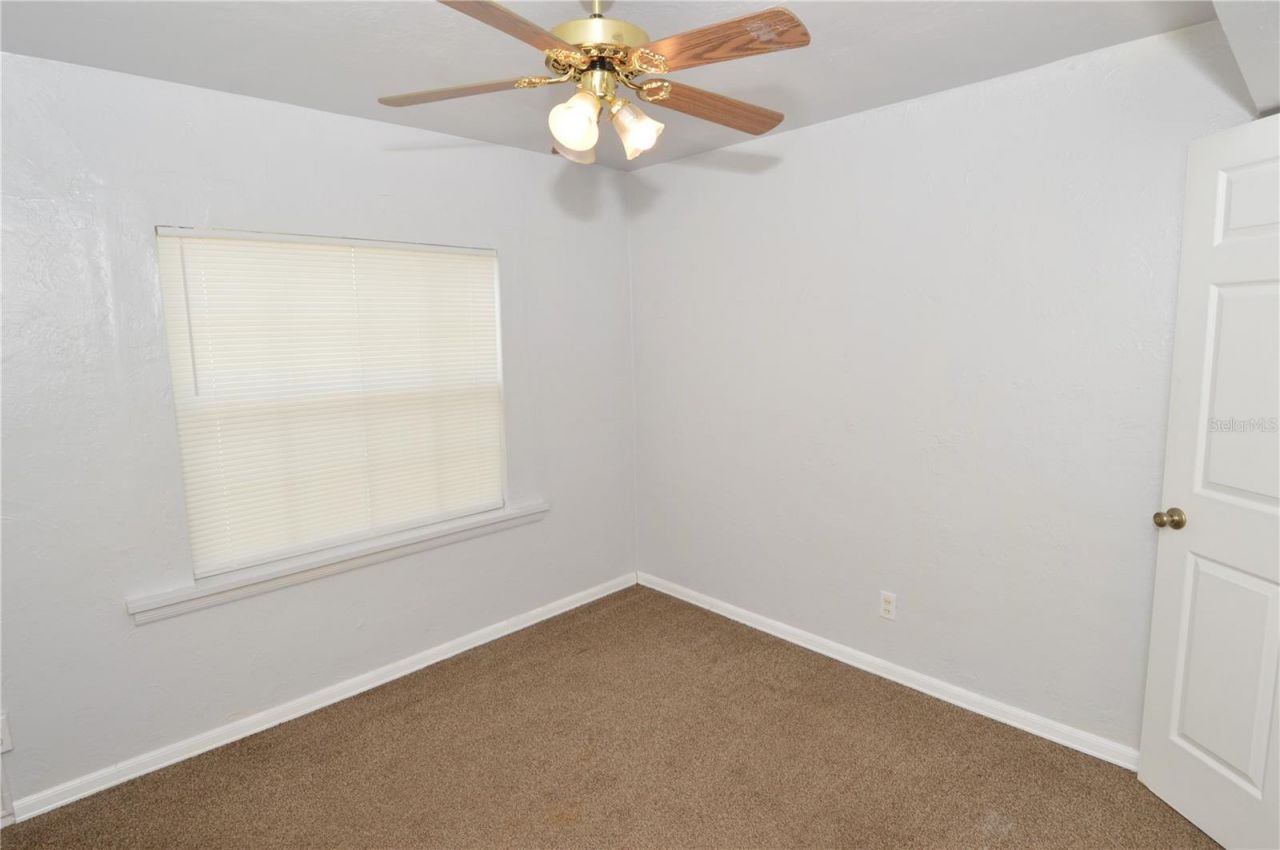 6855 Dartmouth Avenue N, Saint Petersburg, FL 33710 Photo