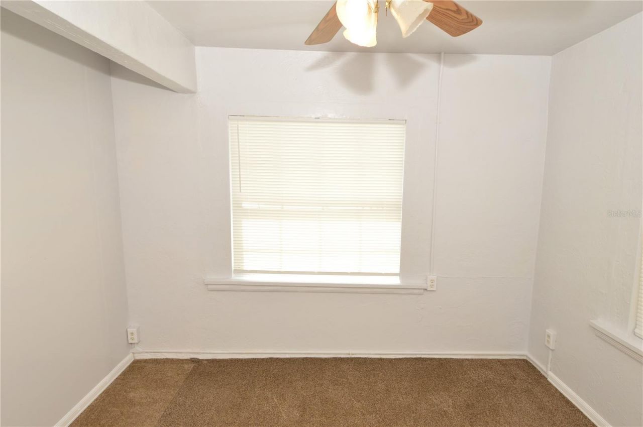 6855 Dartmouth Avenue N, Saint Petersburg, FL 33710 Photo