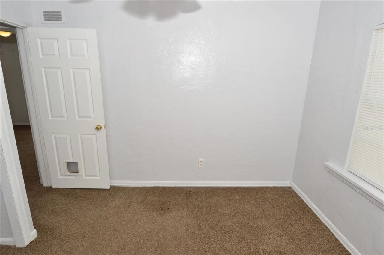 6855 Dartmouth Avenue N, Saint Petersburg, FL 33710 Photo