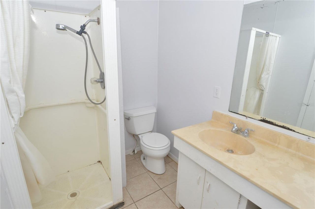 6855 Dartmouth Avenue N, Saint Petersburg, FL 33710 Photo