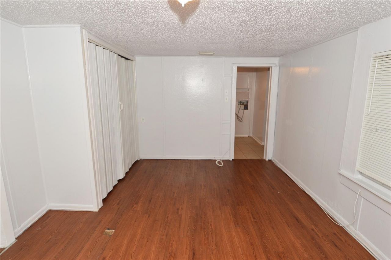 6855 Dartmouth Avenue N, Saint Petersburg, FL 33710 Photo