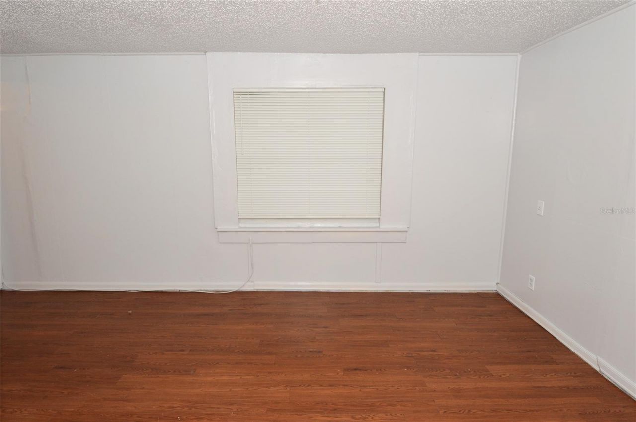 6855 Dartmouth Avenue N, Saint Petersburg, FL 33710 Photo