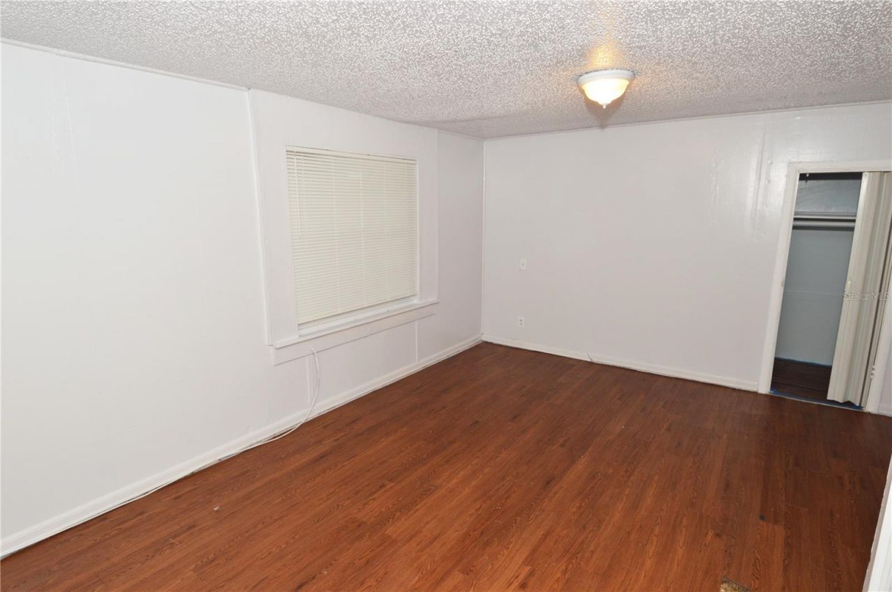 6855 Dartmouth Avenue N, Saint Petersburg, FL 33710 Photo