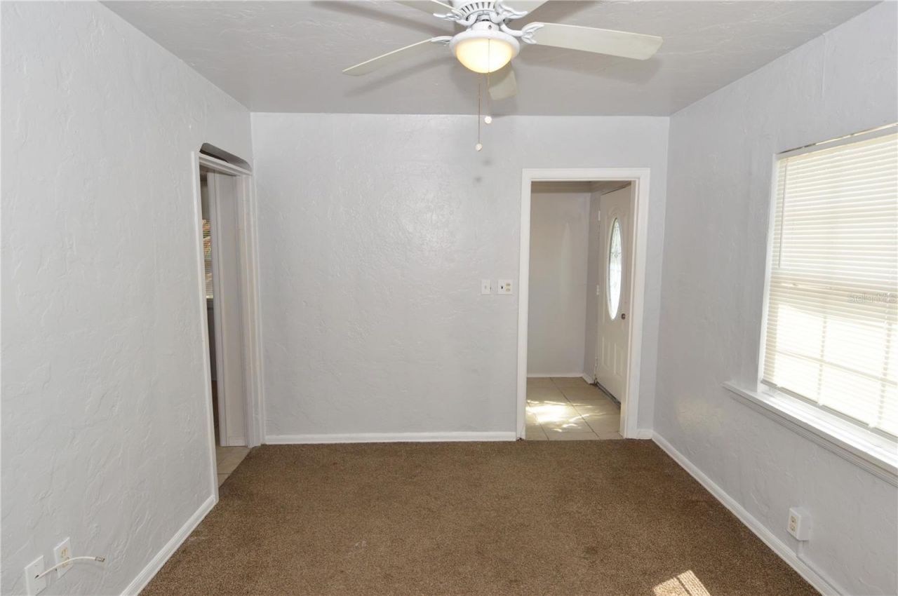 6855 Dartmouth Avenue N, Saint Petersburg, FL 33710 Photo