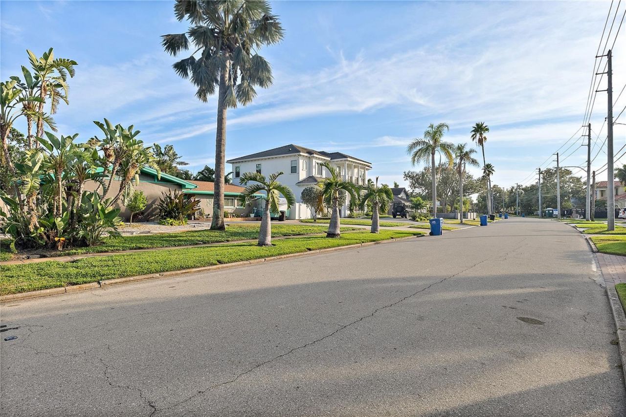 1235 Cordova Boulevard Ne, Saint Petersburg, FL 33704 Photo