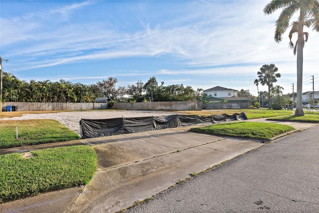 1235 Cordova Boulevard Ne, Saint Petersburg, FL 33704 Photo