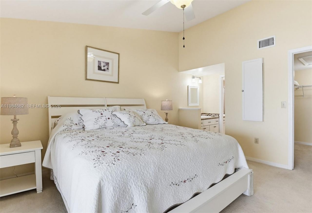 452 Bouchelle Drive , Unit 303, New Smyrna Beach, FL 32169 Photo