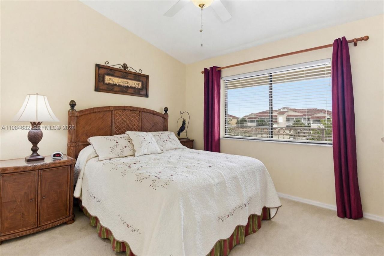 452 Bouchelle Drive , Unit 303, New Smyrna Beach, FL 32169 Photo