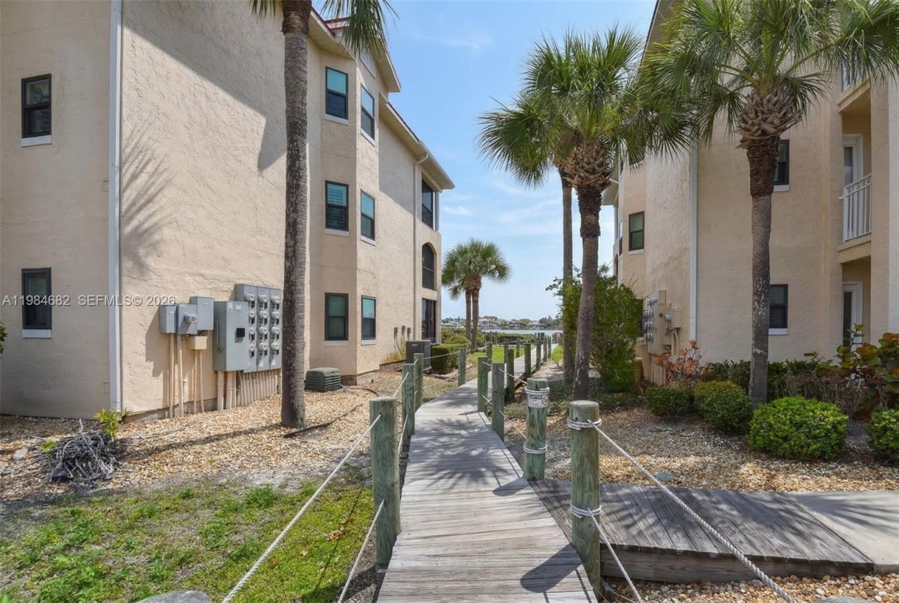 452 Bouchelle Drive , Unit 303, New Smyrna Beach, FL 32169 Photo