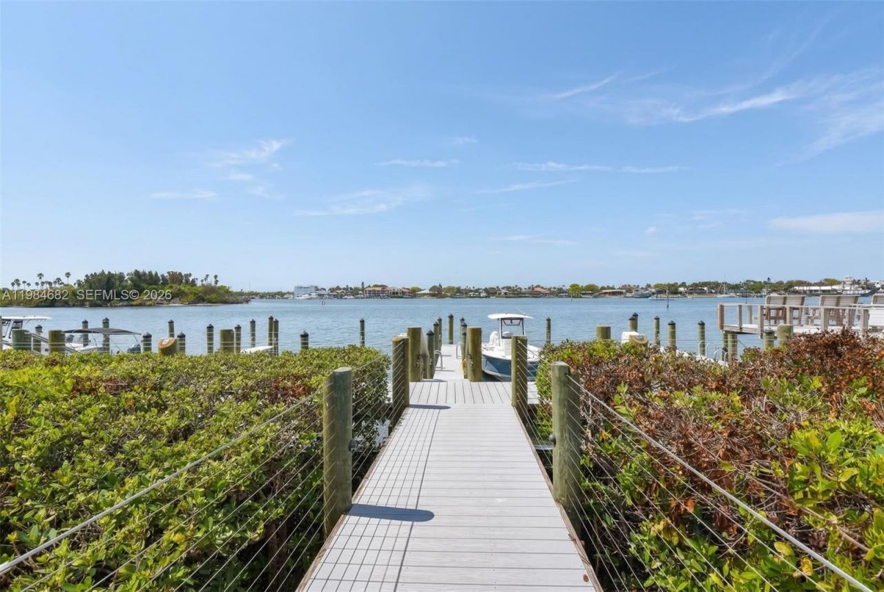 452 Bouchelle Drive , Unit 303, New Smyrna Beach, FL 32169 Photo