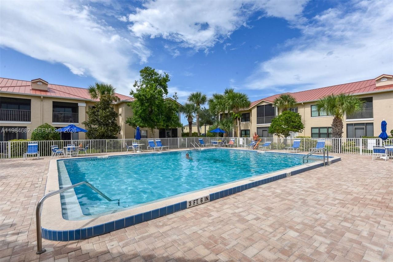 452 Bouchelle Drive , Unit 303, New Smyrna Beach, FL 32169 Photo