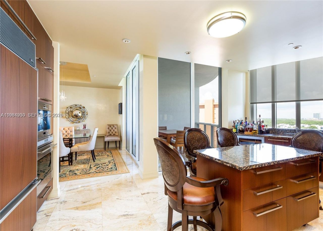 16001 Collins Ave, Unit 1106, Sunny Isles Beach, FL 33160 Photo