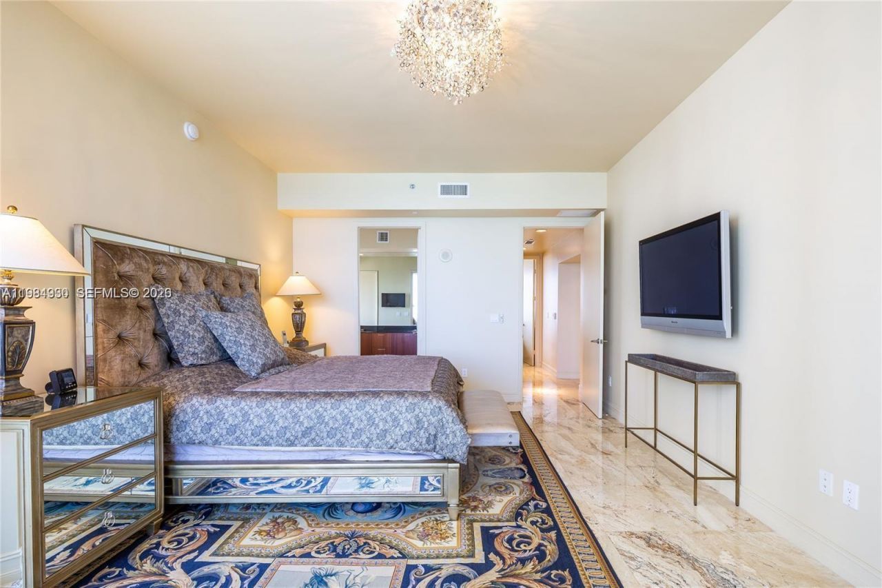 16001 Collins Ave, Unit 1106, Sunny Isles Beach, FL 33160 Photo