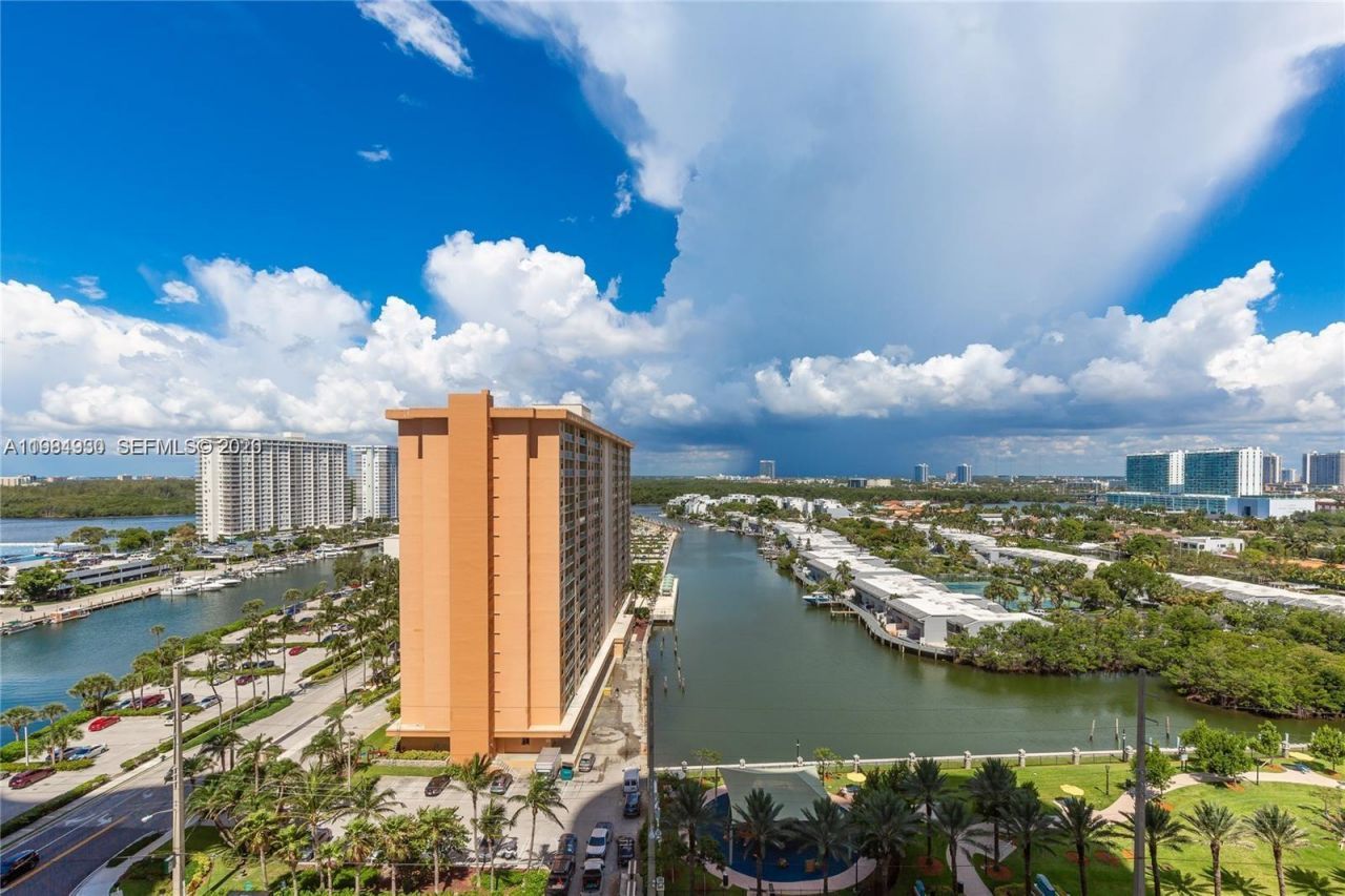 16001 Collins Ave, Unit 1106, Sunny Isles Beach, FL 33160 Photo