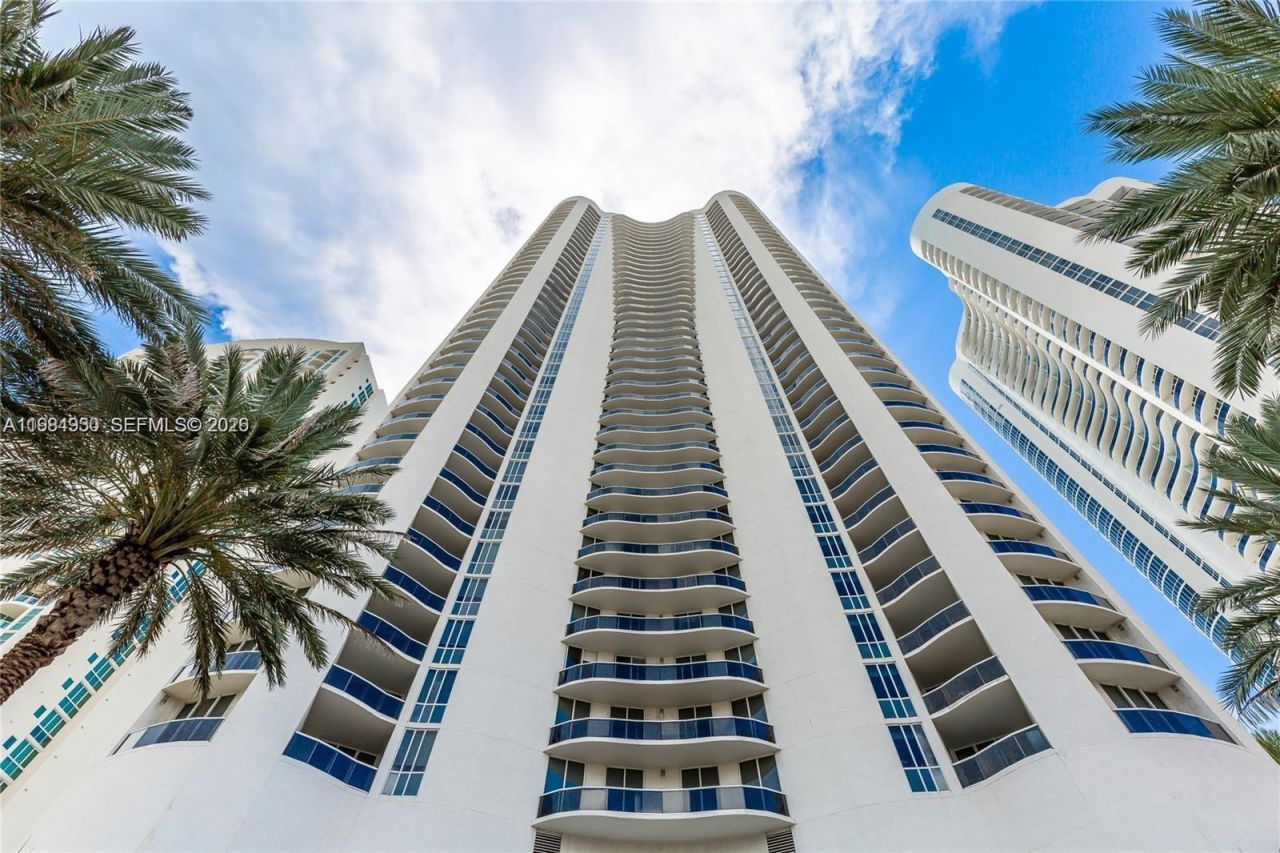 16001 Collins Ave, Unit 1106, Sunny Isles Beach, FL 33160 Photo
