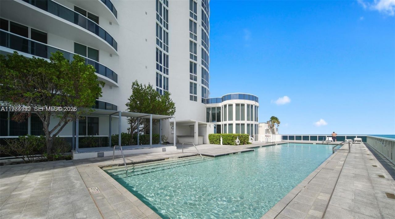 16001 Collins Ave, Unit 1106, Sunny Isles Beach, FL 33160 Photo