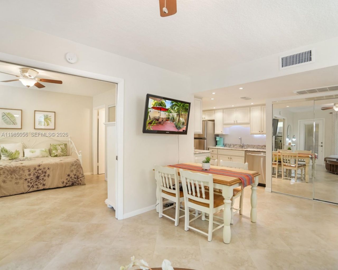 614 Executive Center Dr , Unit 102, West Palm Beach, FL 33401 Photo