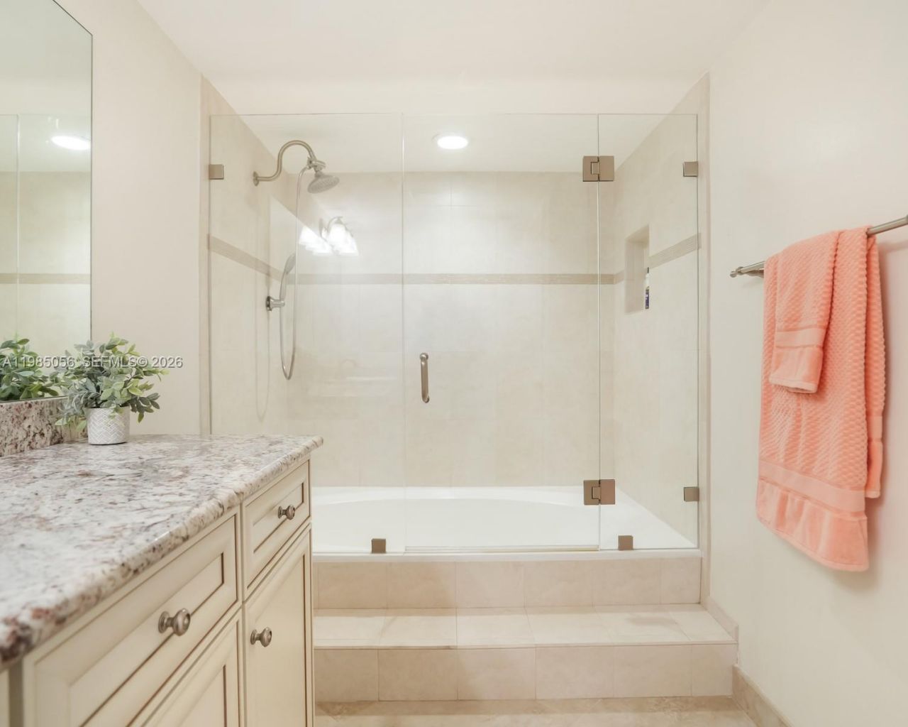 614 Executive Center Dr , Unit 102, West Palm Beach, FL 33401 Photo