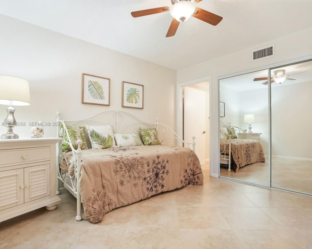 614 Executive Center Dr , Unit 102, West Palm Beach, FL 33401 Photo