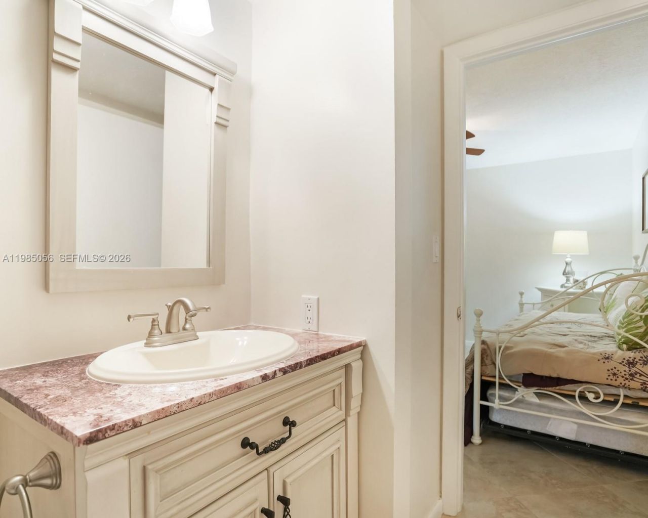 614 Executive Center Dr , Unit 102, West Palm Beach, FL 33401 Photo