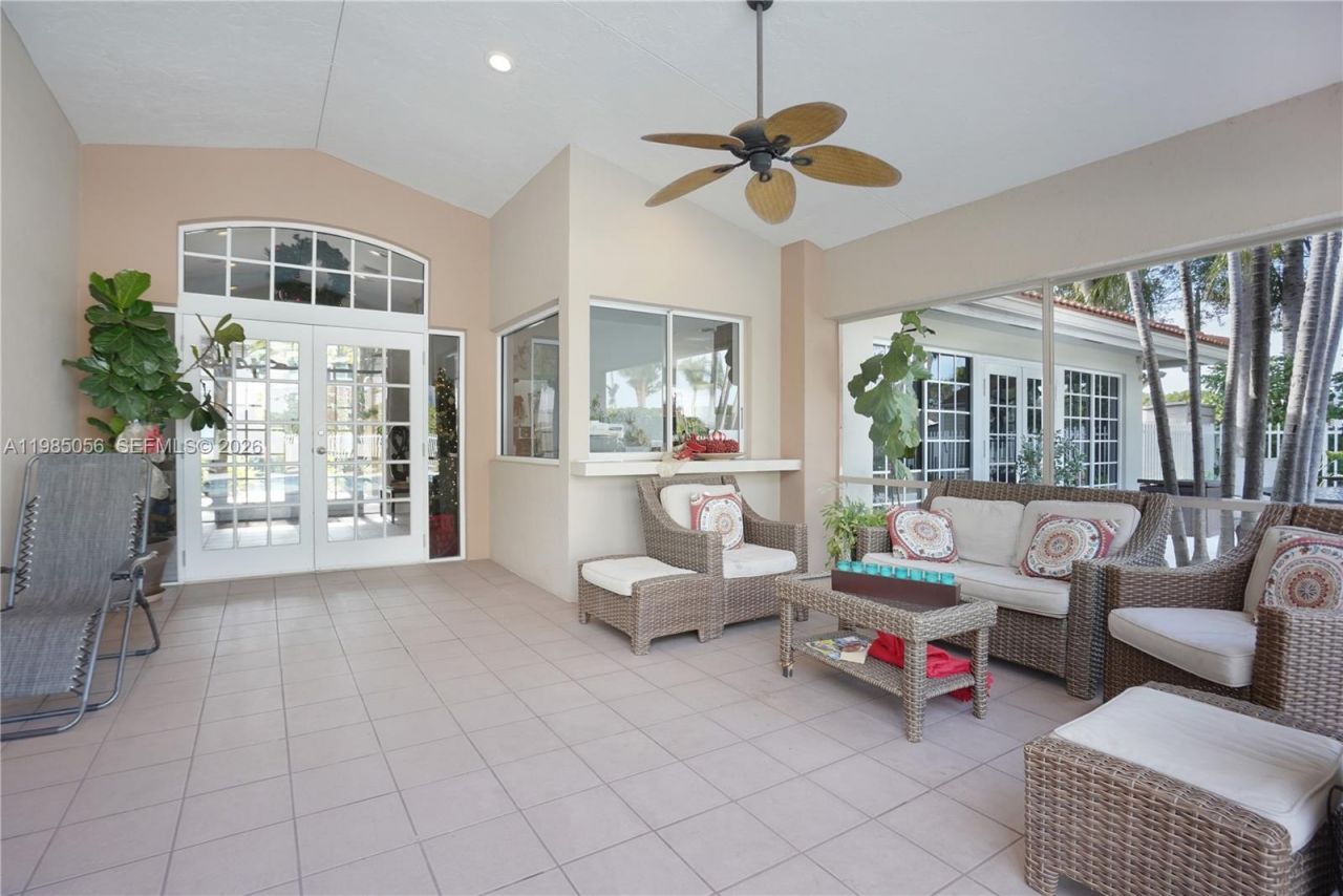 614 Executive Center Dr , Unit 102, West Palm Beach, FL 33401 Photo