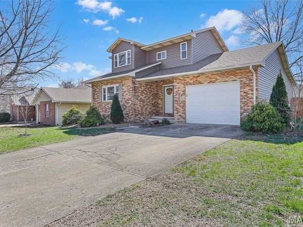 1837 Esic Drive, Edwardsville, IL 62025