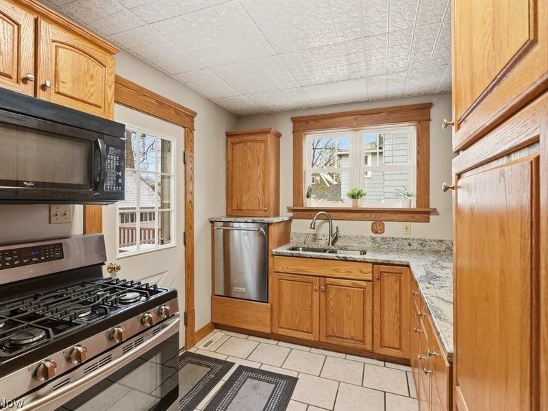 614 Pioneer Street, Kent, OH 44240 Photo 22