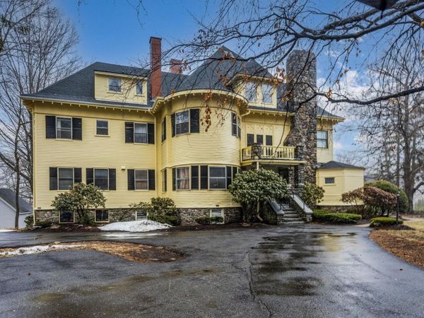 889 South Street, Unit 4, Portsmouth, NH 03801