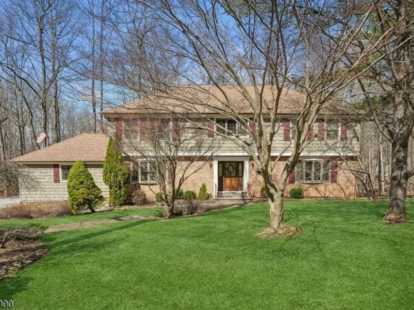 31 Branko Road, Berkeley Heights, NJ 07922