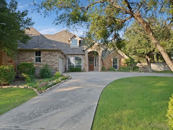 120 Ashley Lane, Lakeside, TX 76108