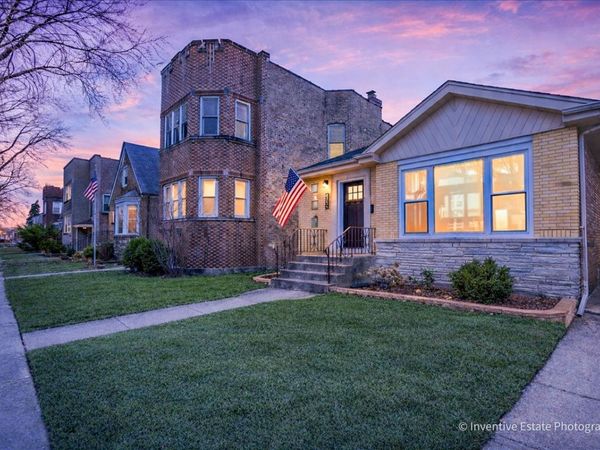 4956 N Menard Avenue, Chicago, IL 60630