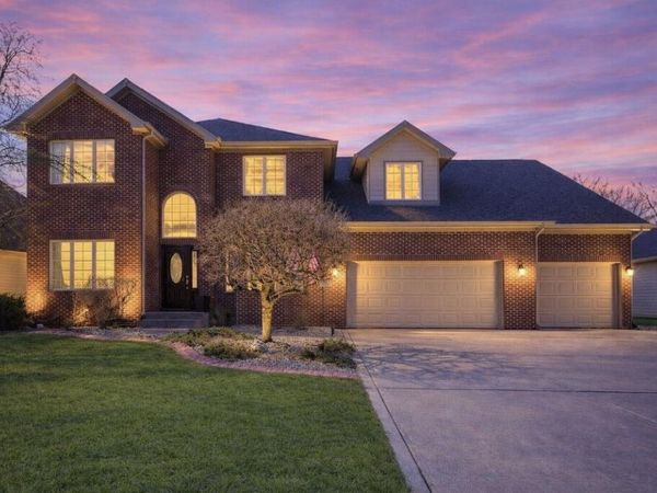 10588 Erie Drive, Crown Point, IN 46307