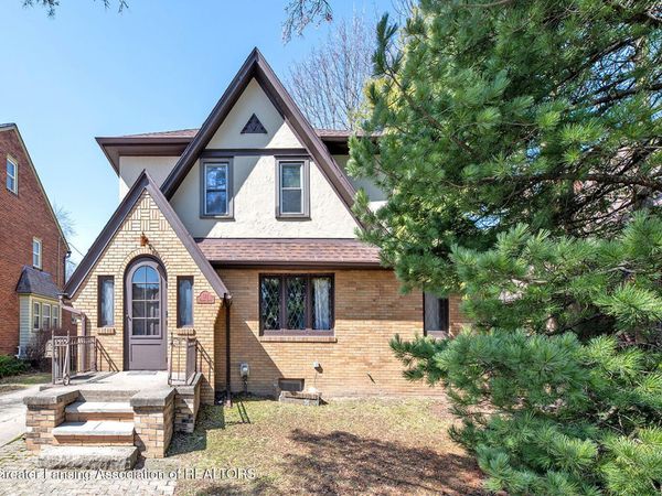 524 Everett Drive, Lansing, MI 48915