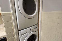 922-a Fairwood Lakes Dr. photo 4