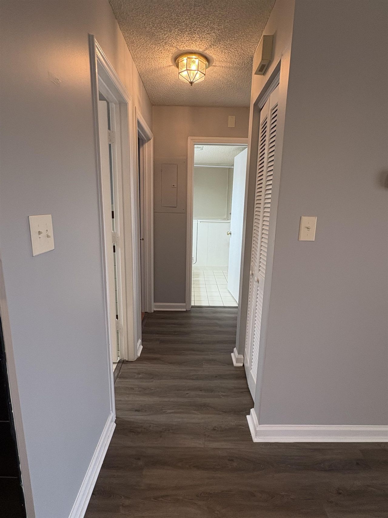 922-a Fairwood Lakes Dr. Photo 8