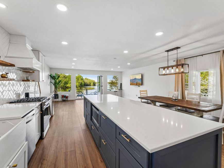 923 Short Road, Baltimore, MD 21222 Main Photo