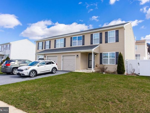 1009 JEAN AVENUE, TEMPLE, PA 19560