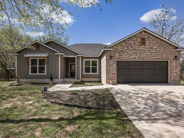 145 Haliimaile LN, Bastrop, TX 78602