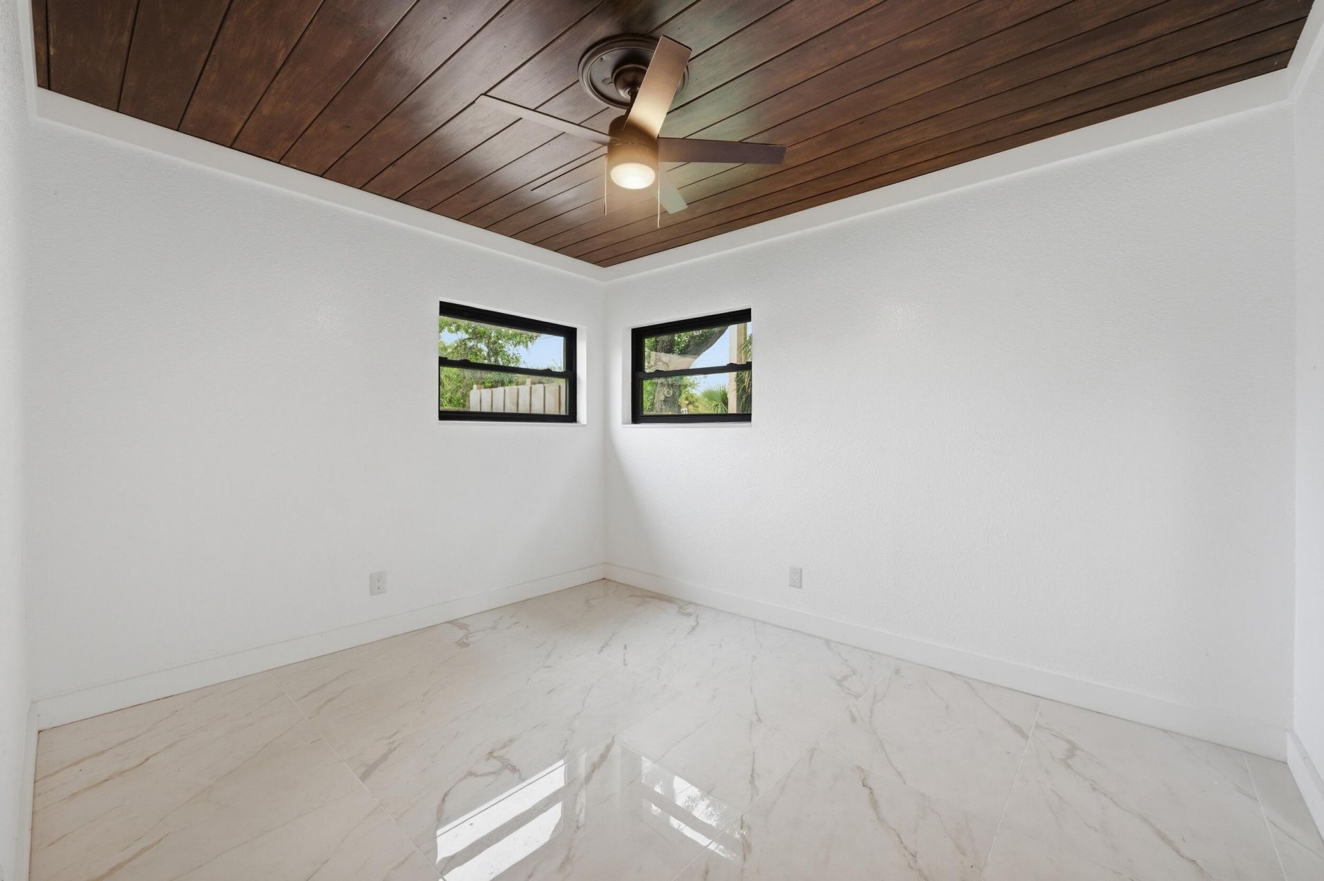 2529 Rainbow Drive, Fort Pierce, FL 34981 Photo