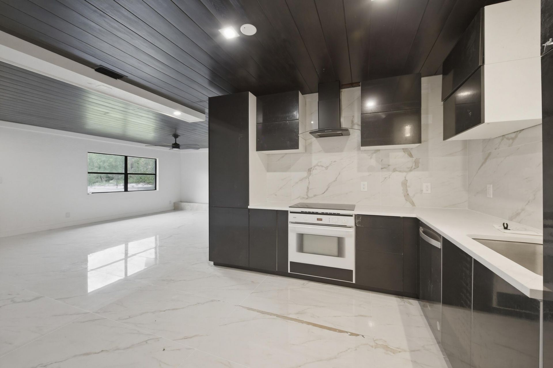 2529 Rainbow Drive, Fort Pierce, FL 34981 Photo