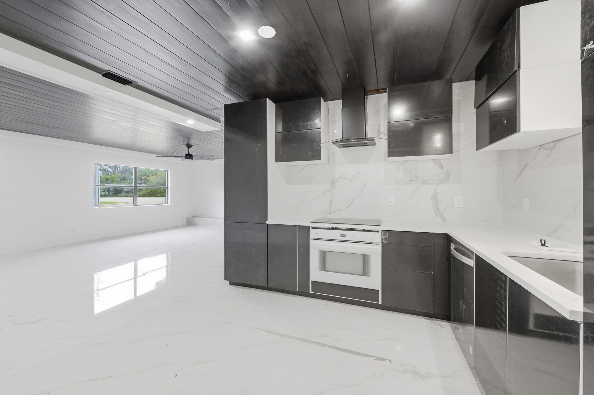 2529 Rainbow Drive, Fort Pierce, FL 34981 Photo