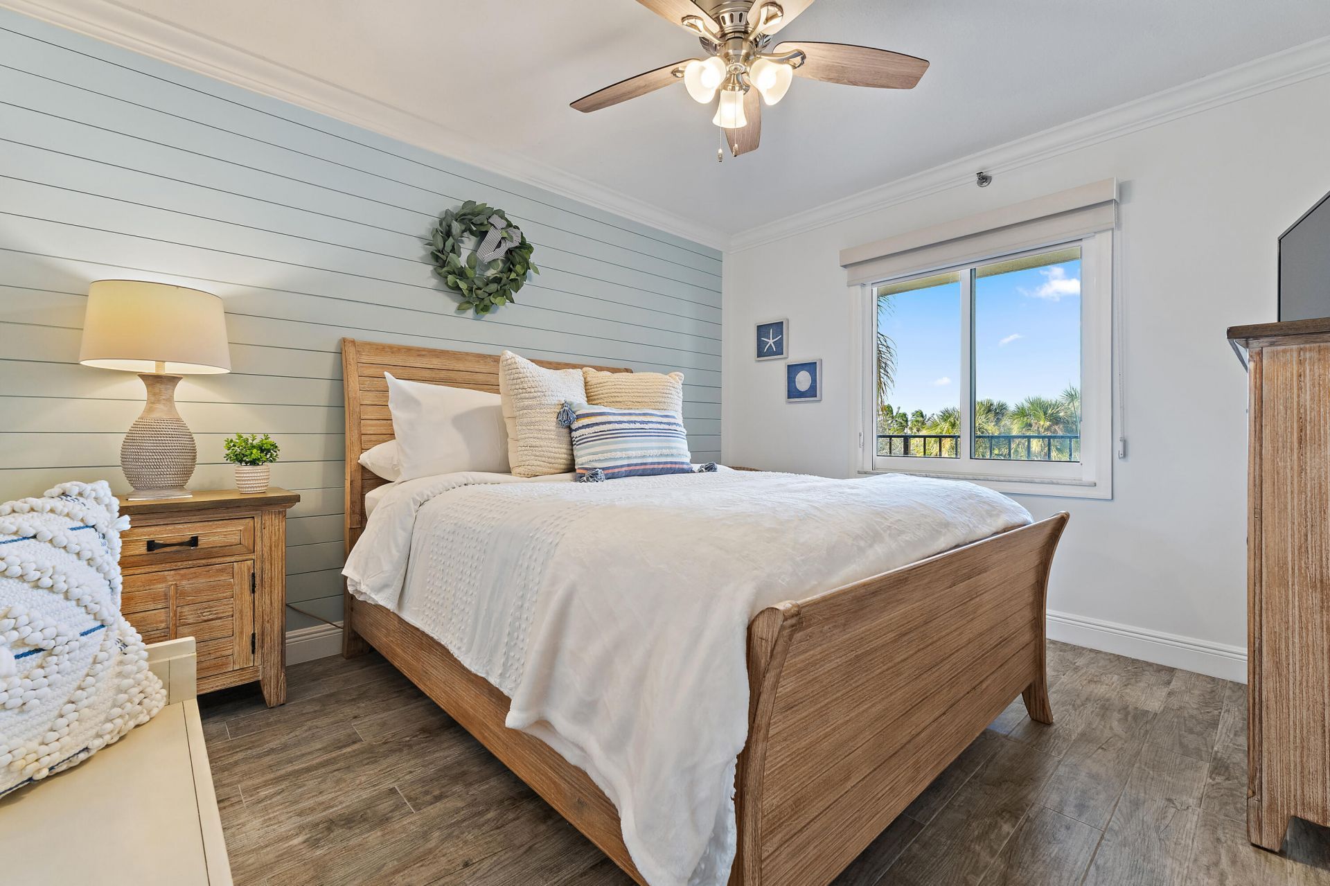 275 Palm Avenue, Unit A301, Jupiter, FL 33477 Photo