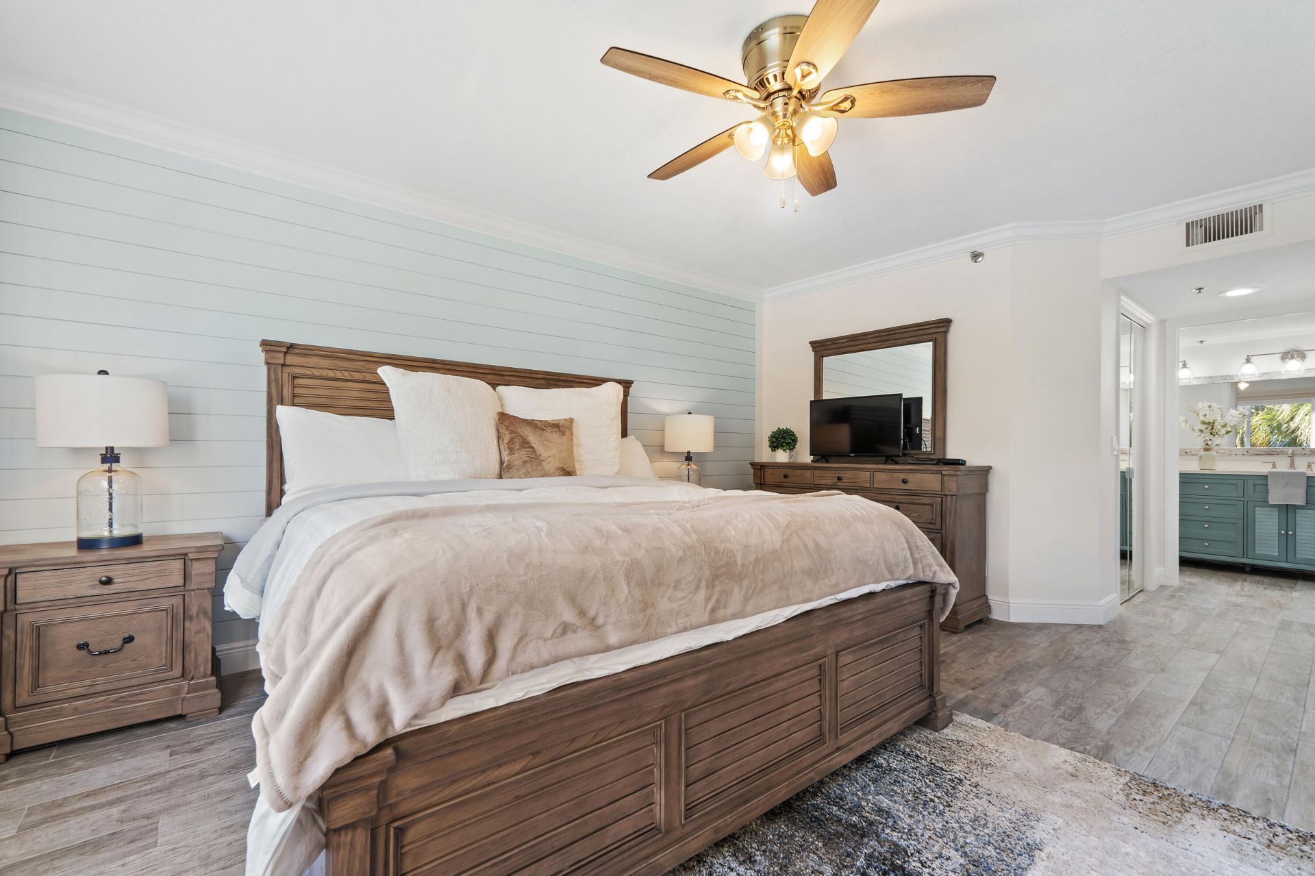 275 Palm Avenue, Unit A301, Jupiter, FL 33477 Photo