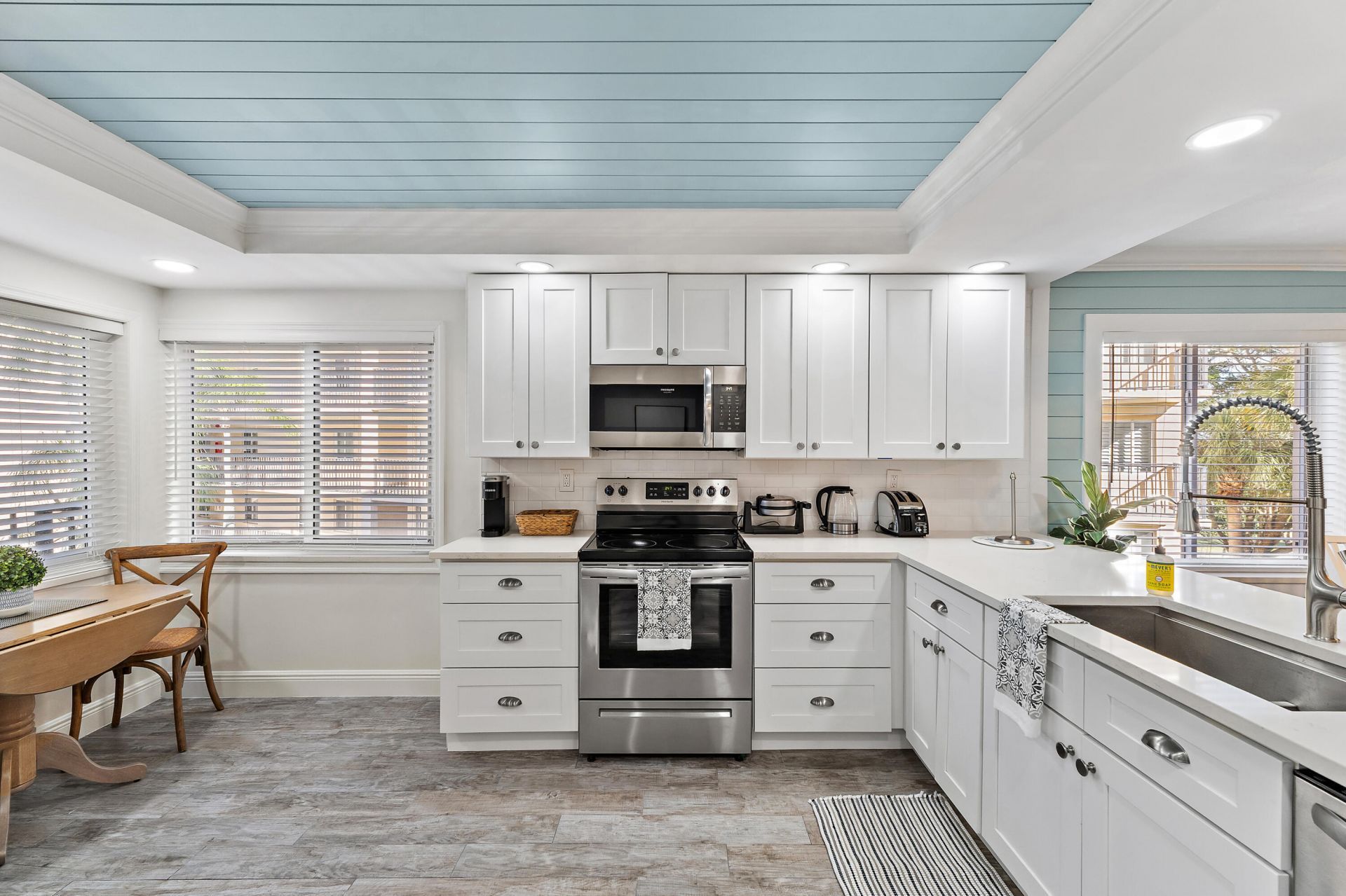 275 Palm Avenue, Unit A301, Jupiter, FL 33477 Photo